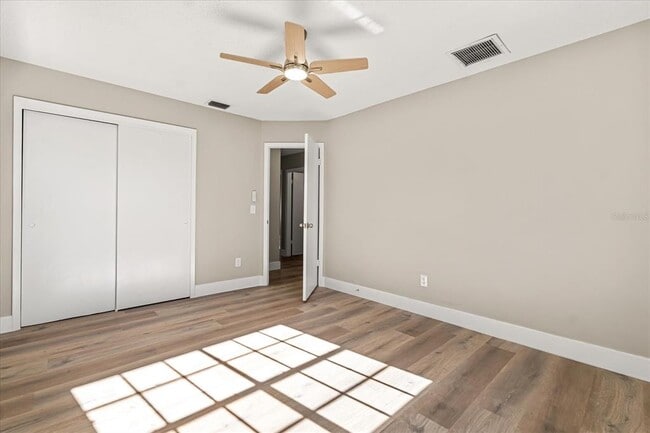 Building Photo - 975 Malden Ct