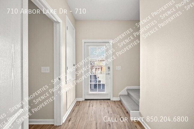 Building Photo - 710 Arbor Lake Dr