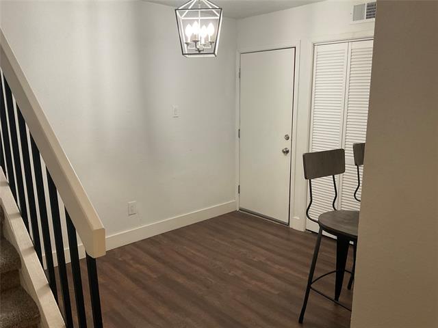 Building Photo - 7640 W Greenway Blvd