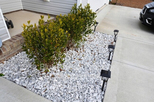 Building Photo - 206 Browns Ferry Rd