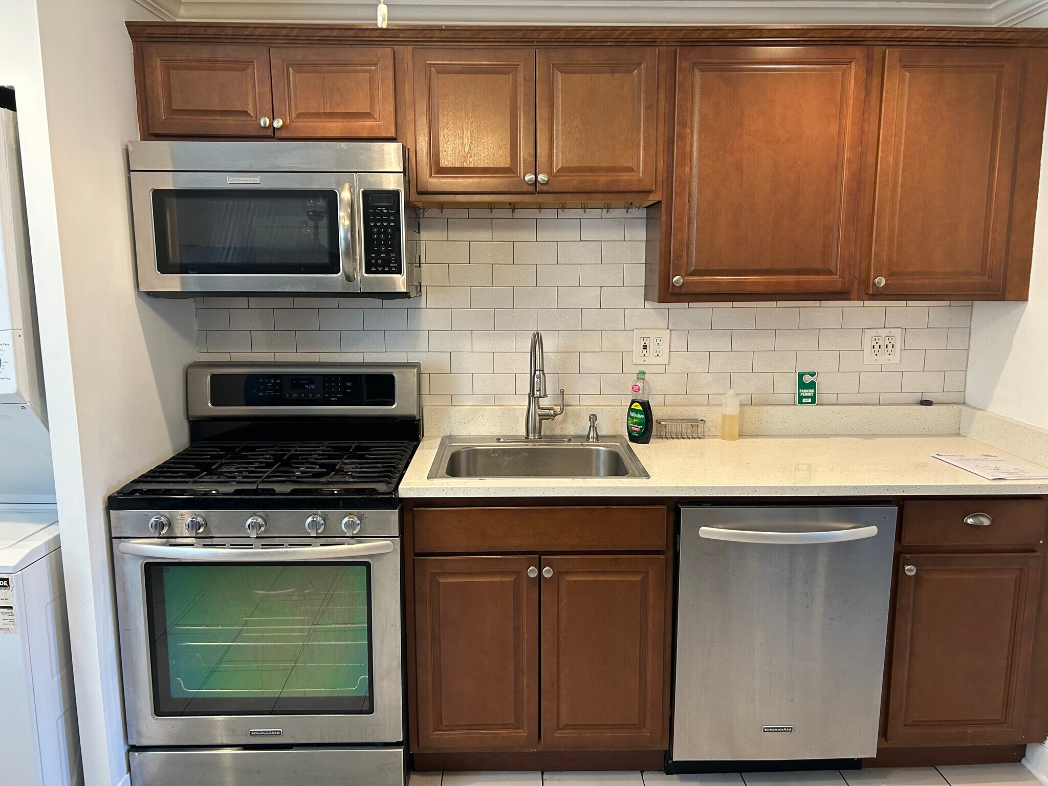 Building Photo - 445 Morris Ave