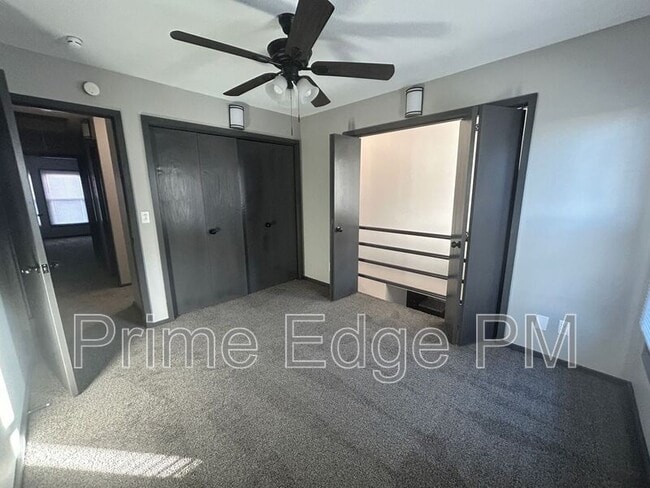 Building Photo - 1841 Ridgehaven Ct