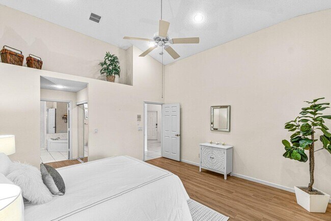 Building Photo - 2519 Coral Trace Pl