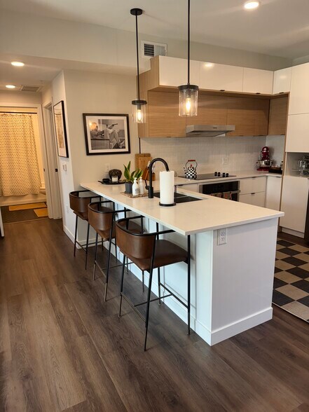 Building Photo - 2120 N Downing St