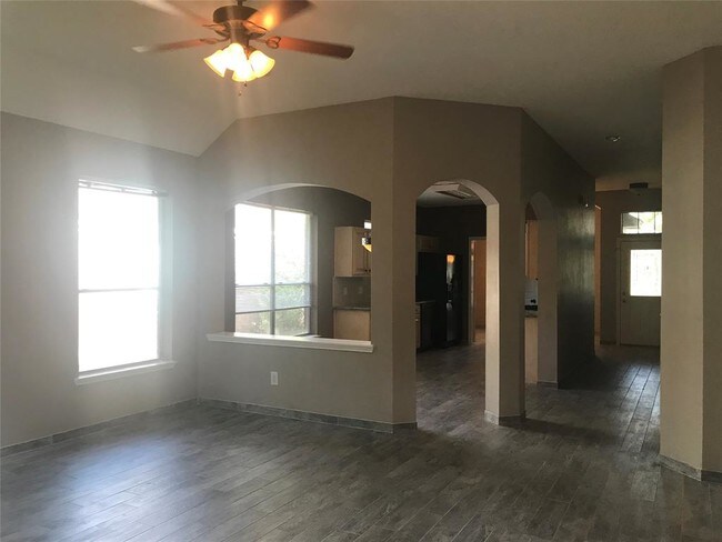 Building Photo - 164 S Holly Laurel Cir