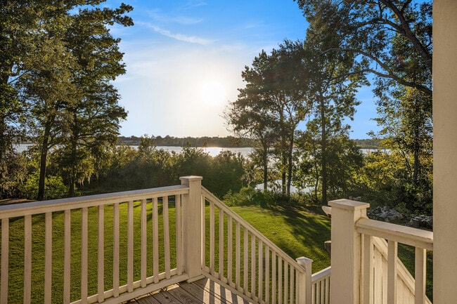 Building Photo - 133 McKelvey Pl