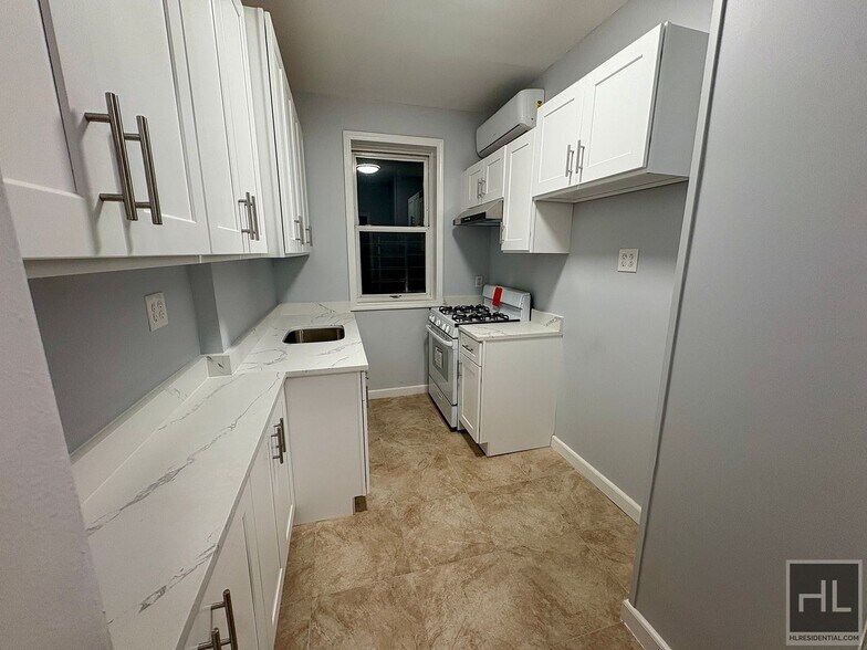 Building Photo - RIVERDALE AVENUE, BRONX