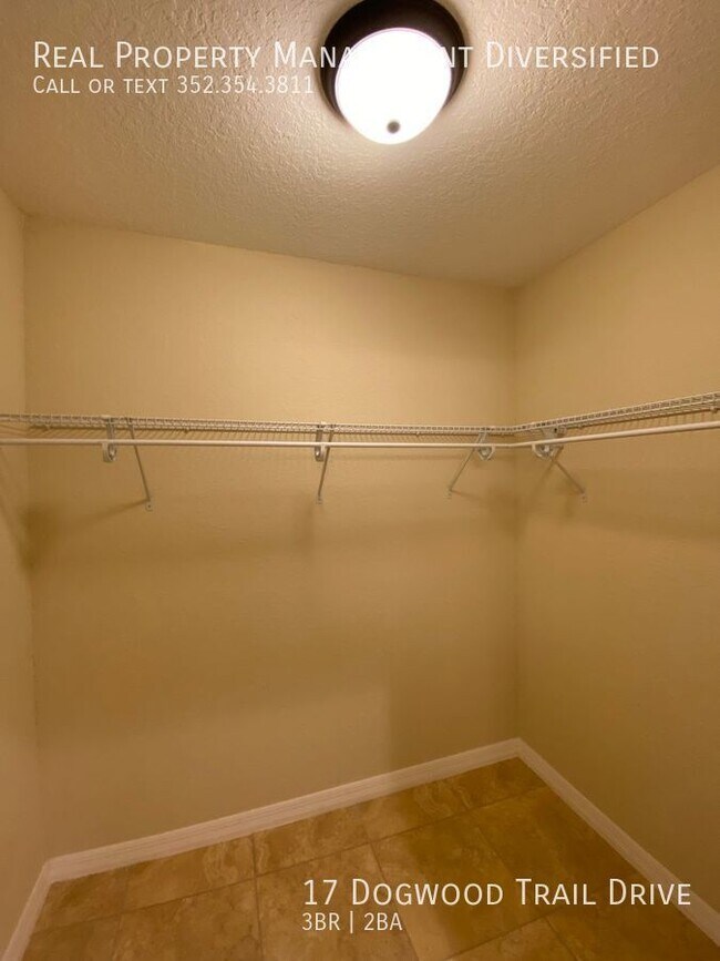 Building Photo - 17 Dogwood Trail Dr