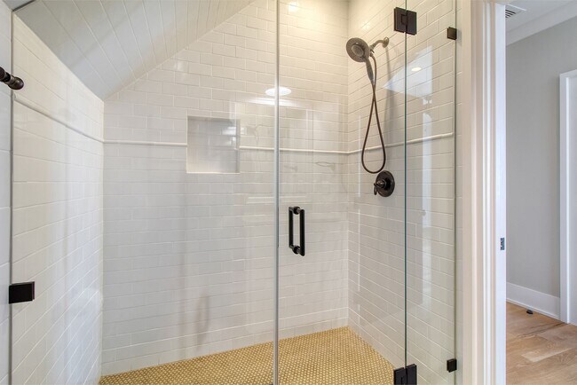 Building Photo - 4 Bedroom 4.5 Bath Home in Dunes West - Mt. Pleasant