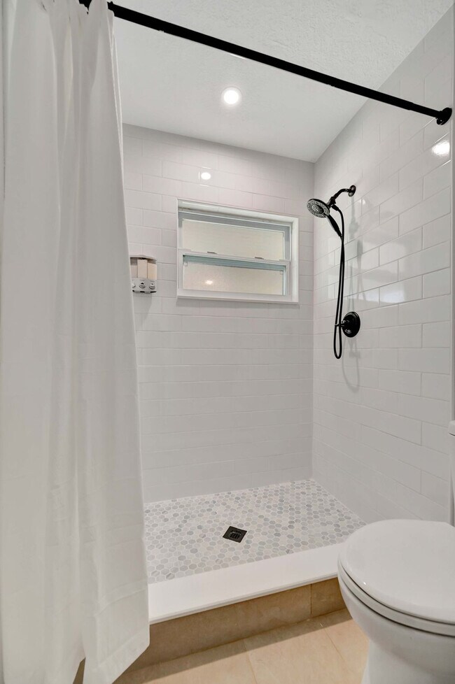 Building Photo - 3396 Minnow Creek Dr