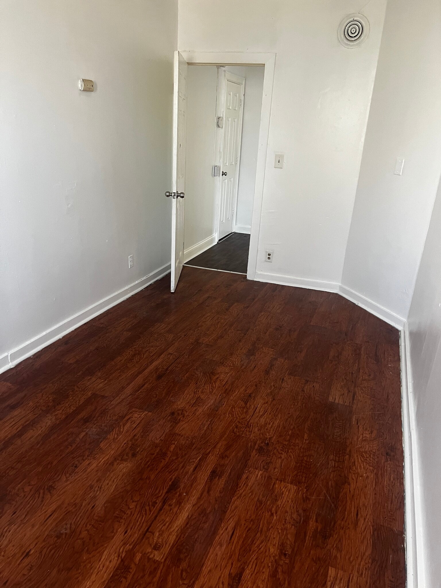 Bedroom - 2357 S Homan Ave