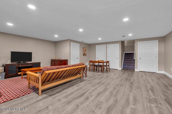 Building Photo - 26 Malcolm Way