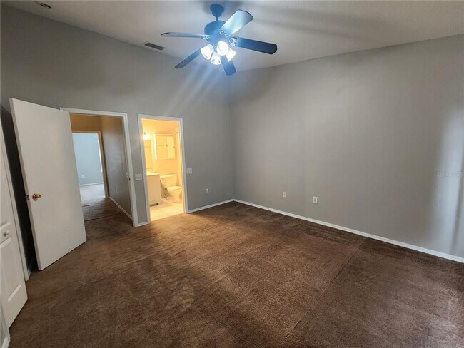 Building Photo - 2302 Lake Woodberry Cir