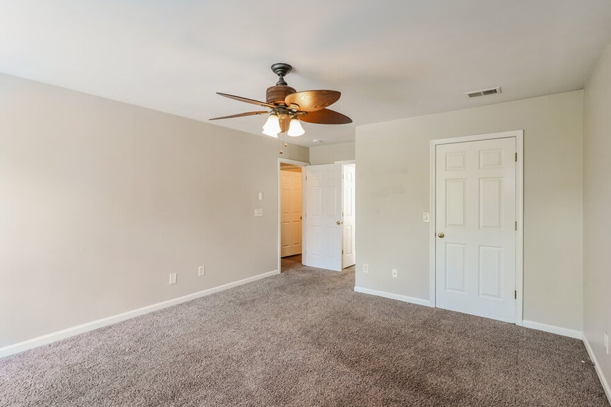 Building Photo - 1437 Timber Ridge Cir