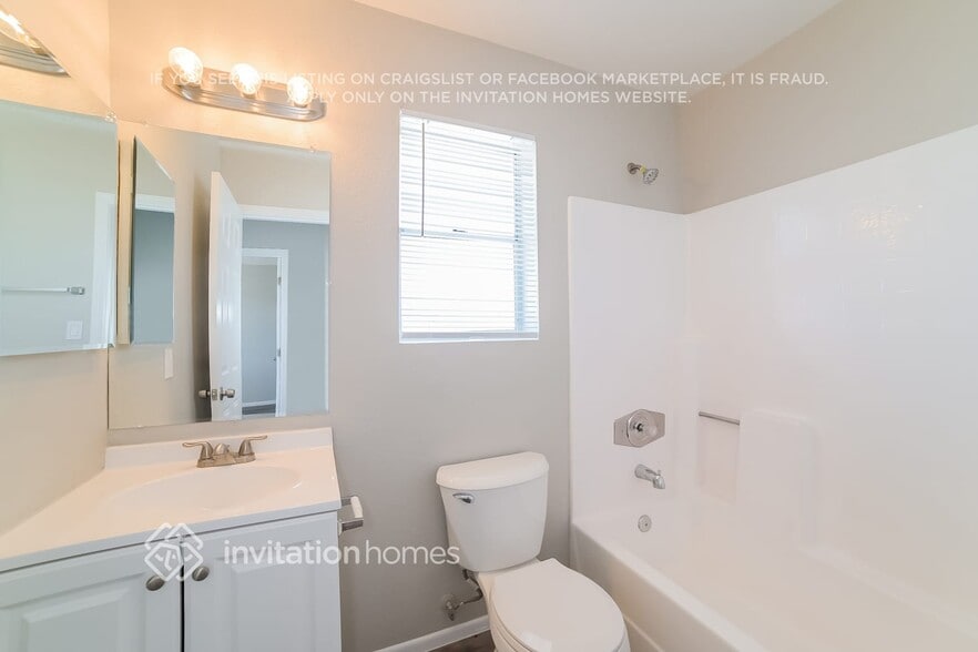 Building Photo - 3711 W Camino Real