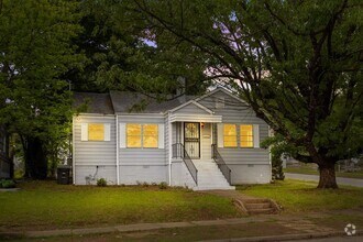 Building Photo - Newly Renovated 3 Bedroom 2 Bath Home Avai...