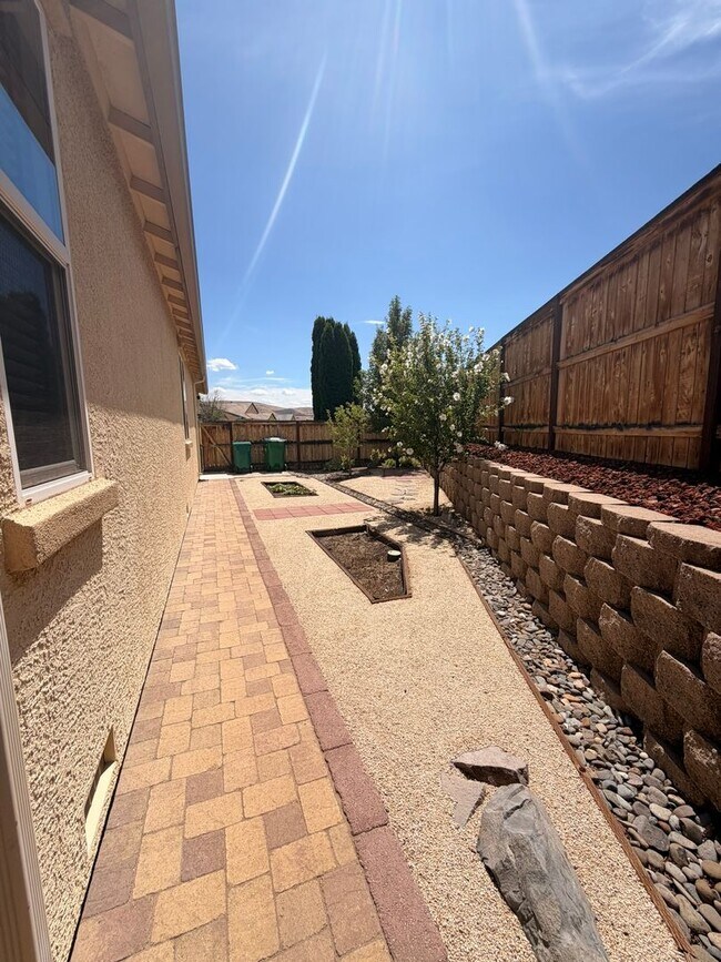 Building Photo - 2838 Kimberlite Rd