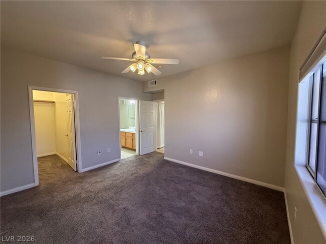 Building Photo - 2113 Echo Bay St