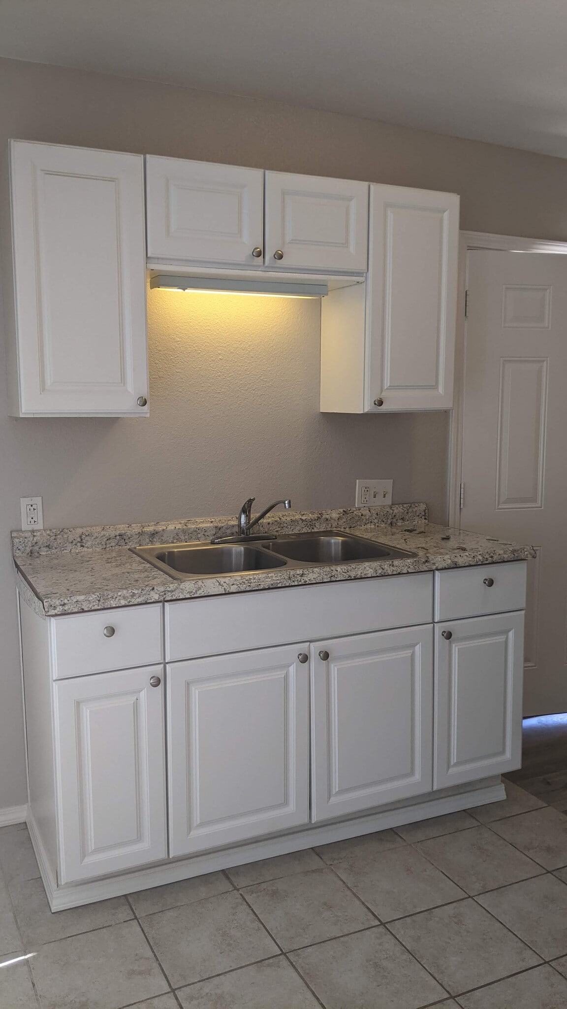 Building Photo - 7475 Inca Trl