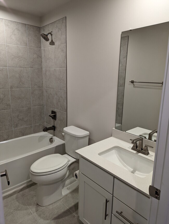 Building Photo - 1114 Gleason Way