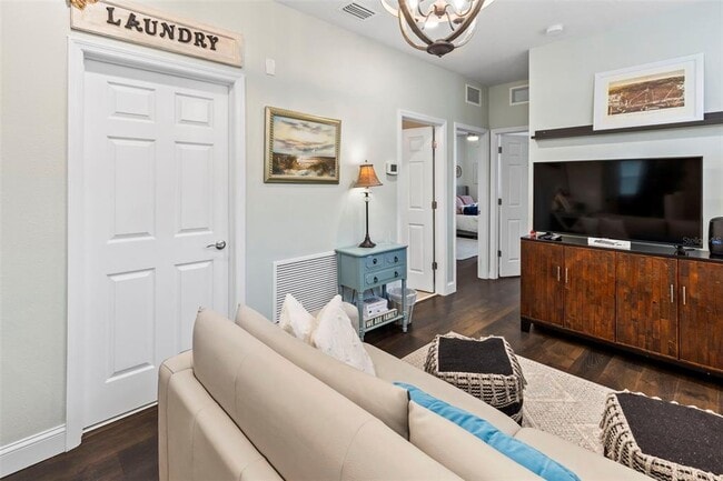 Building Photo - 2872 Grand Kemerton Pl