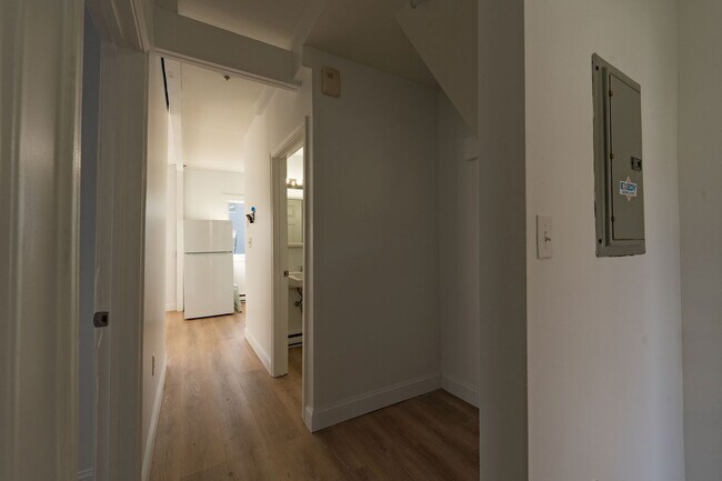 Building Photo - Spruce (294)