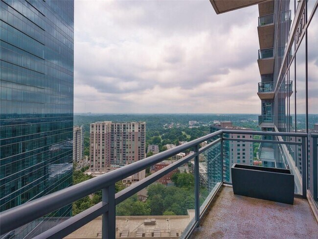 Building Photo - 1065 Peachtree St NE
