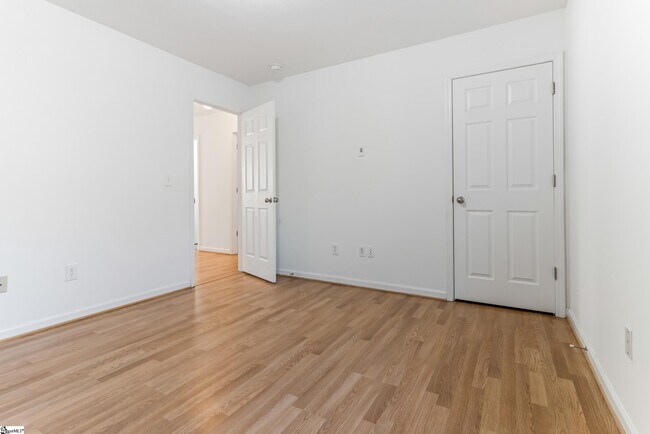 Building Photo - 301 Carnahan Dr