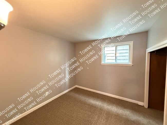 Building Photo - 311 Herkimer St