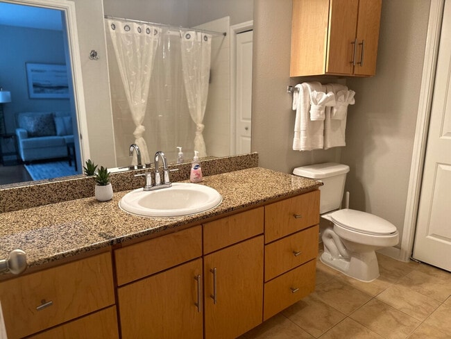 Building Photo - 800 Town and Country Blvd