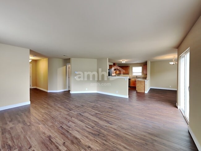 Building Photo - 1108 Boatman Ave NW