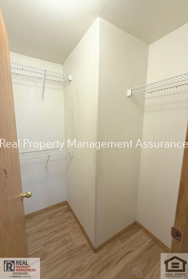 Building Photo - 2383 SE 61st Ln