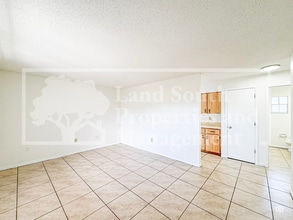 Building Photo - 5816 Charlton Dr