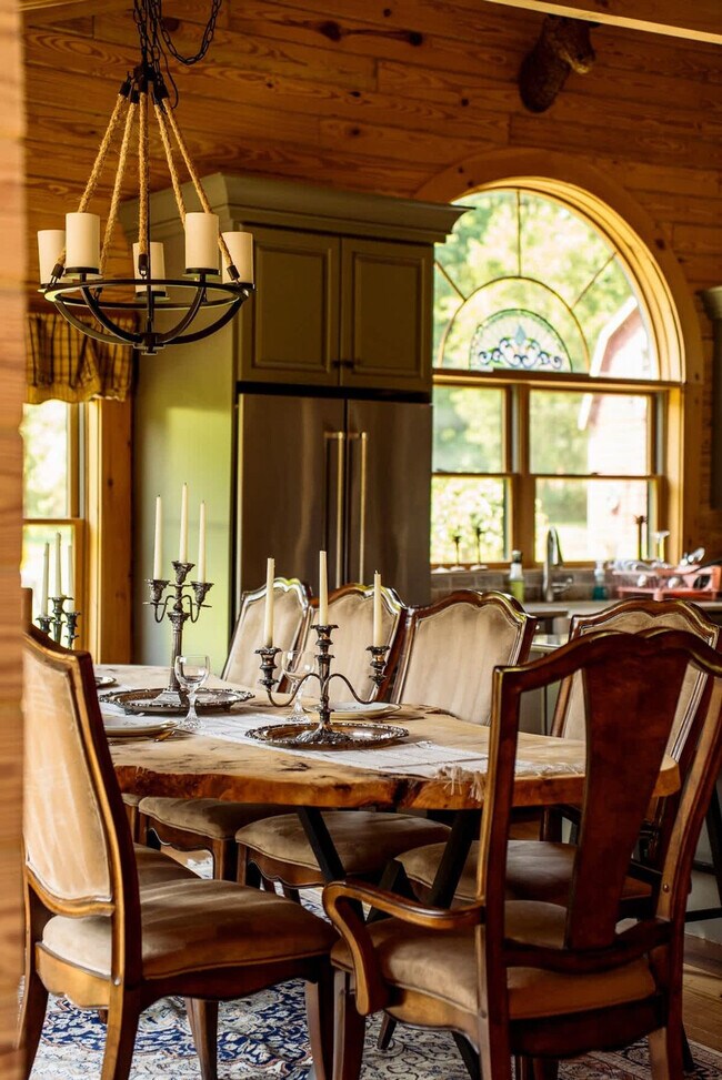 Building Photo - 7223 Ferry Rd