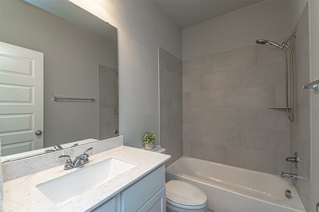 Building Photo - 546 Cedar Harbor Ct