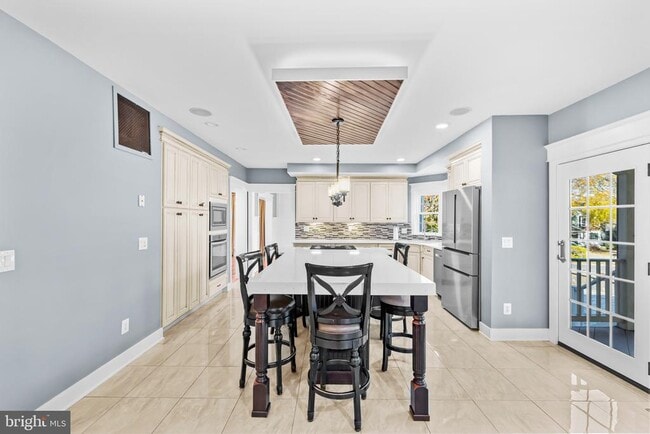 Building Photo - 46564 Hampshire Station Dr