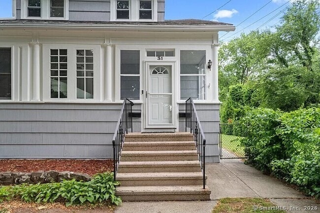 Primary Photo - 31 Arden St