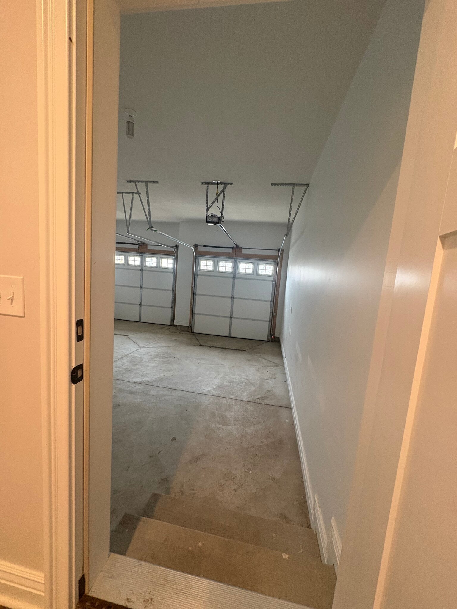 Building Photo - 205 Ridgeview Dr