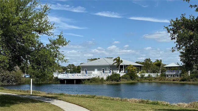 Building Photo - 950 Waterside Ln