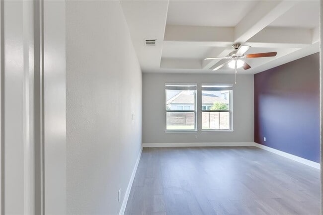 Building Photo - 1400 Little Elm Trail