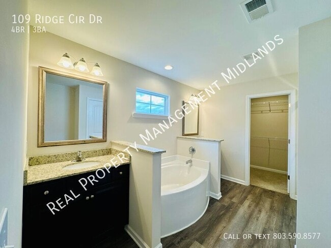 Building Photo - 109 Ridge Cir Dr