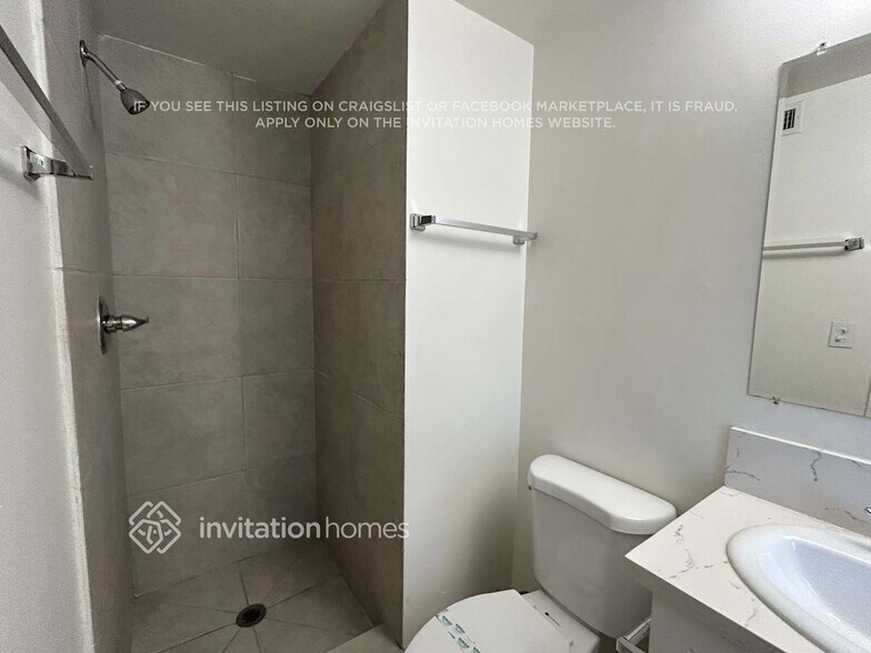 Building Photo - 1284 Haven Ave