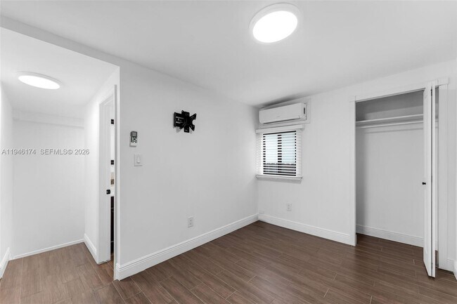 Building Photo - 5790 SW 5th St