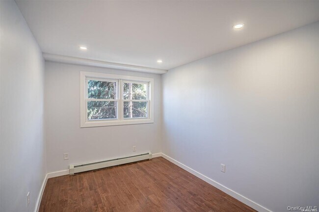 Building Photo - 44 Stewart Ave