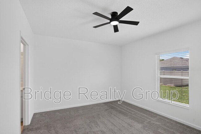 Building Photo - 4301 Twisted Twig Bnd