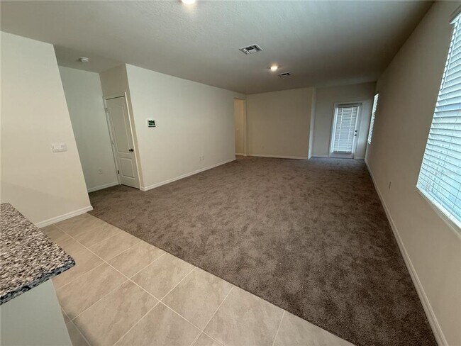 Building Photo - 1511 Ellesmere Ave