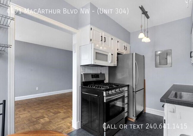 Building Photo - 4491 MacArthur Blvd NW