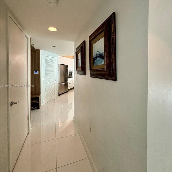 Building Photo - 150 Sunny Isles Blvd