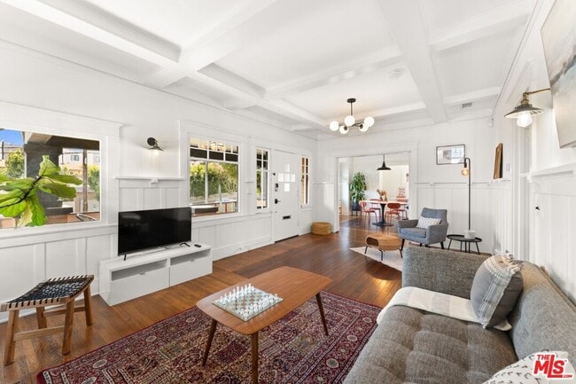 Building Photo - 2217 Marathon St