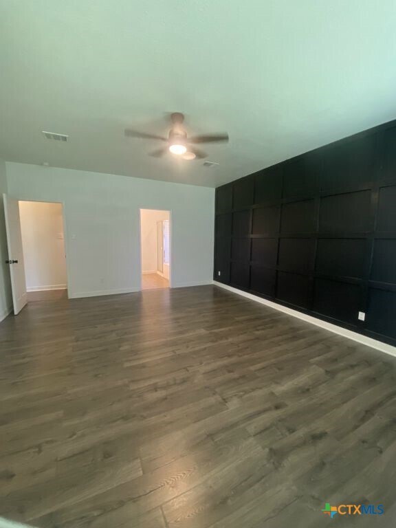Building Photo - 7105 Golden Oak Ln